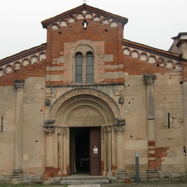 Cavagnolo_Abbazia Santa Fede_689x474